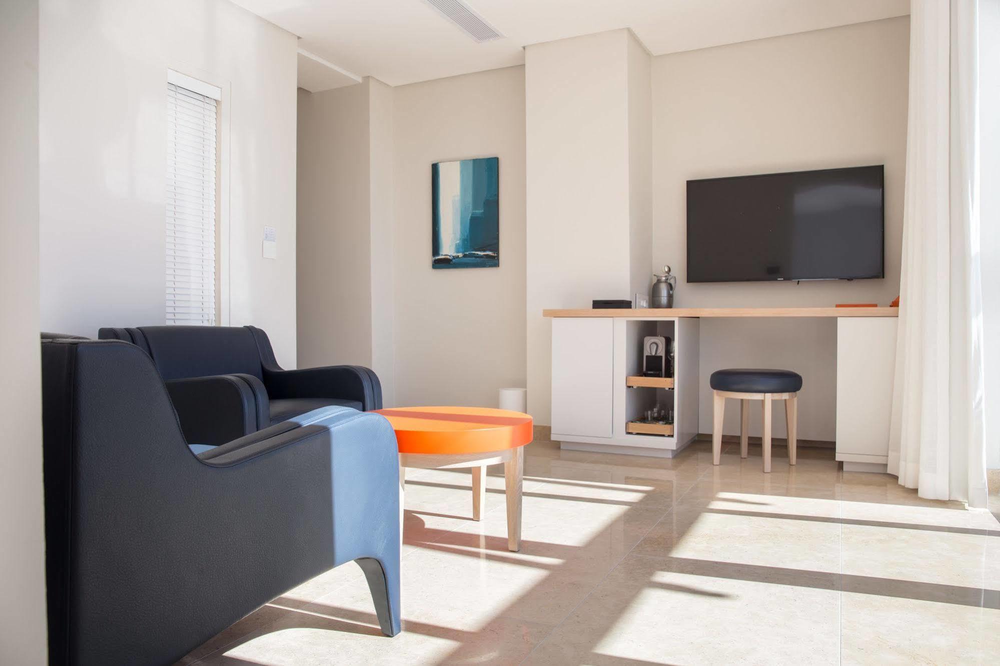Compass House Boutique - Adults Only Hotel